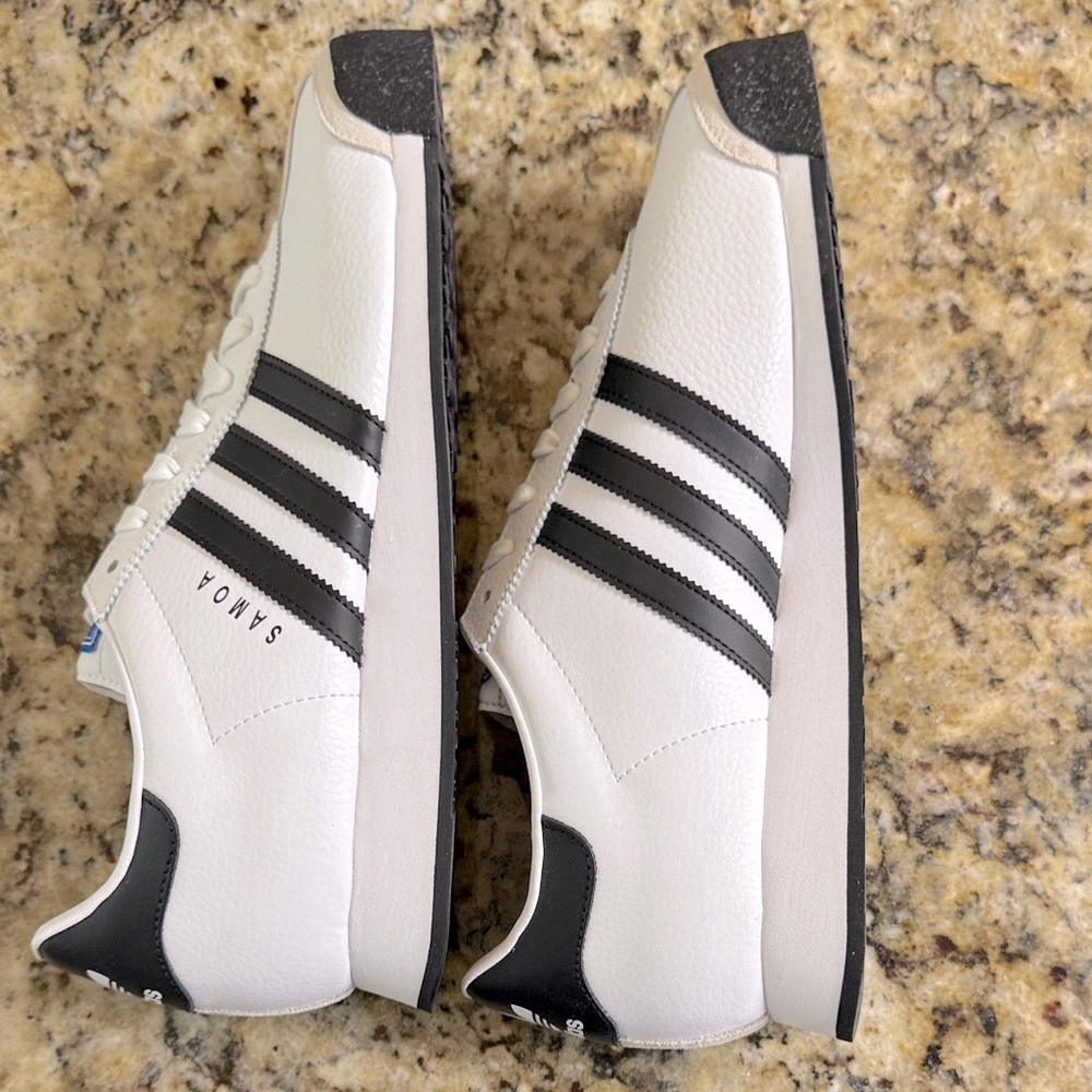 Adidas Men's Samoa White and Black Sneakers with Blue Accents - Picture 9 of 9